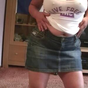 Nikki_holland mym