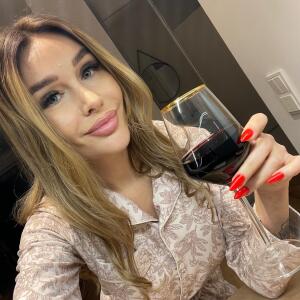Nina_stuczynska mym