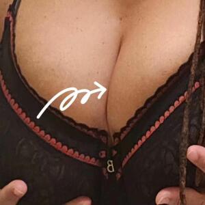 Noemie9775 mym