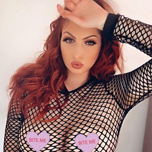 Nolwenn_pyroboobz mym