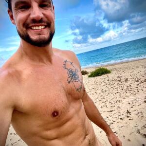 Nudeworldrover mym