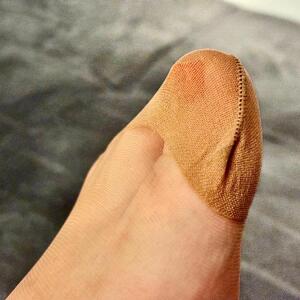 Nylon-footjob-aline mym