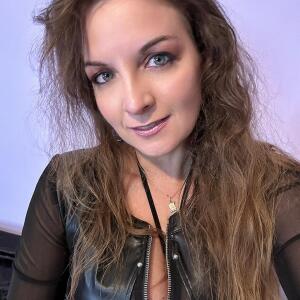 Oksana_officiel mym