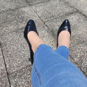 On_tiptoes mym