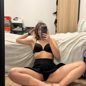 Onlylola_off mym