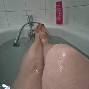 Panties_feet_fr mym