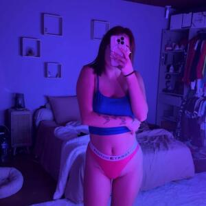 Penelopefrench_69 mym