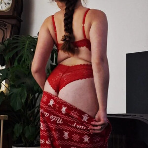 Petite_rachel mym