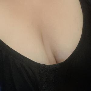 Petite_ronde_blonde_hot mym
