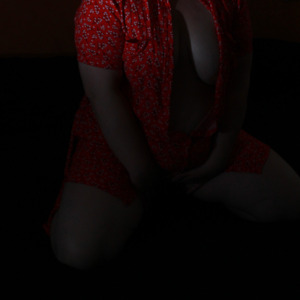 Petite_ronde_blonde_hot mym
