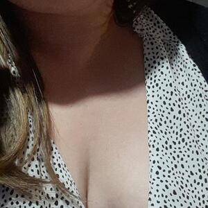 Petite_ronde_blonde_hot mym