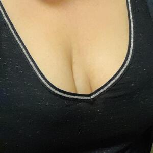 Petite_ronde_blonde_hot mym