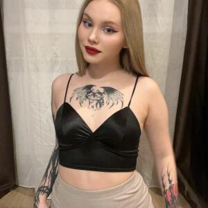 Petite_yvana mym