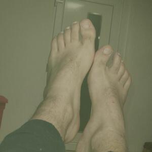 Pied_homme_ mym