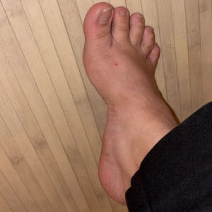 Pieds3899 mym