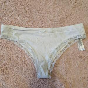 Pieds_chaussettes_culottes mym
