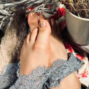 Pieds_et_intimite mym