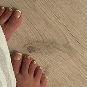Pieds_nayaa22 mym