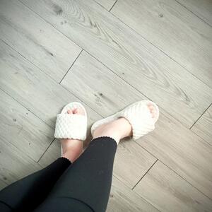 Pieds_sensuel_ mym