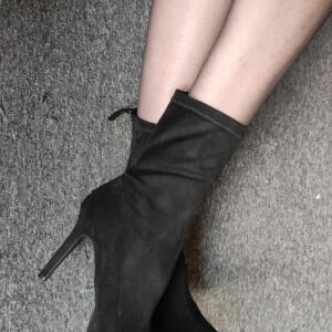 Pieds_two mym