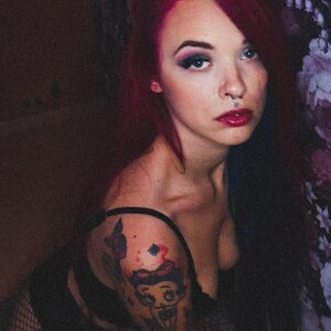 Pinked_girl mym