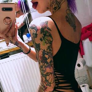Pinked_girl mym