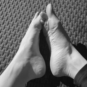 Prett_yfeet9_ mym