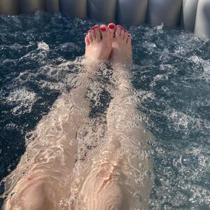Pretty_little_feet_ mym