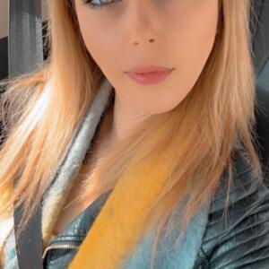 Queen_coquette_pegging mym