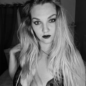 Queen_doll mym