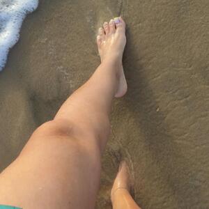 Queen_feet_ mym