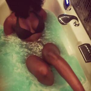 Queenmaah_ mym