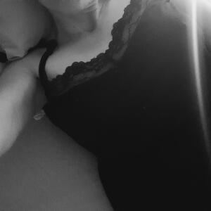 Raquel-curvy mym