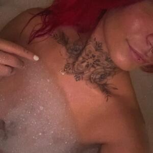 Red_bunny_ mym
