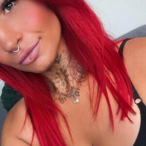Red_bunny_ mym