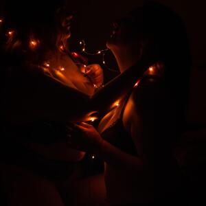 Red_isis mym