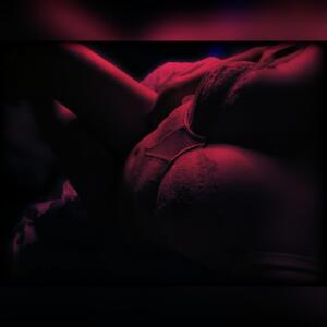 Red_queen_q_r mym