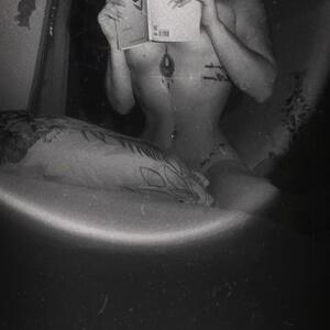 Redhanafox mym