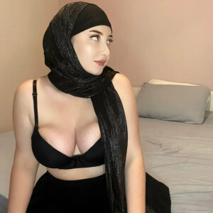 Reine_arabic mym