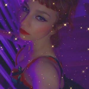 Rocknrollqueen456351 mym