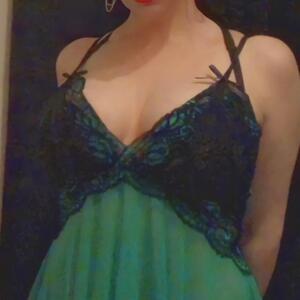 Rocknrollqueen456351 mym