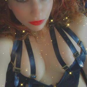 Rocknrollqueen456351 mym
