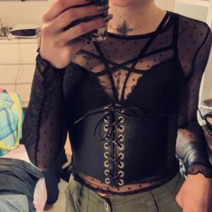 Rosa_dark mym