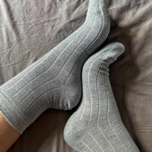 Rose_bythefeet mym