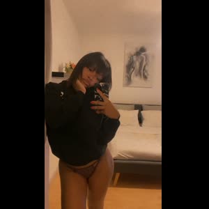 Rubymiller_off mym