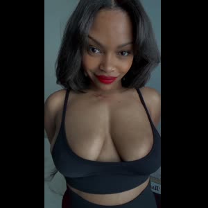 Rubymiller_off mym