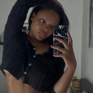 Rubymiller_off mym
