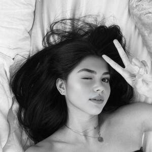 Sarah_delaga mym