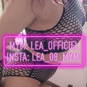 Sarah_strip mym