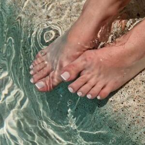 Secret-toes mym